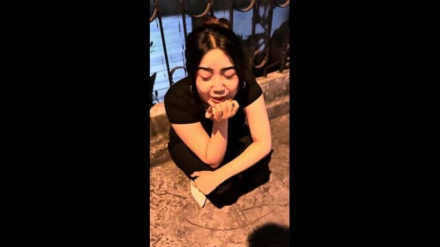 abg open bo pinggir jalan, nangis karna gak laku Full